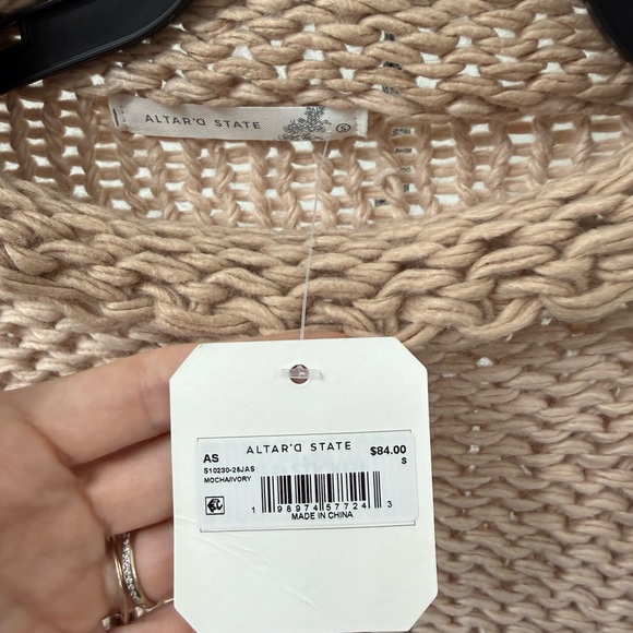 Altar'd State Two-Tone Knit Sweater - Picture 5 of 7